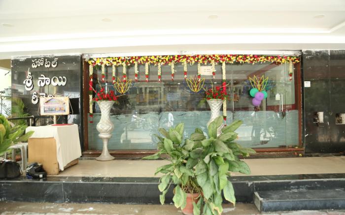 Hotel Sri Sai Regency
