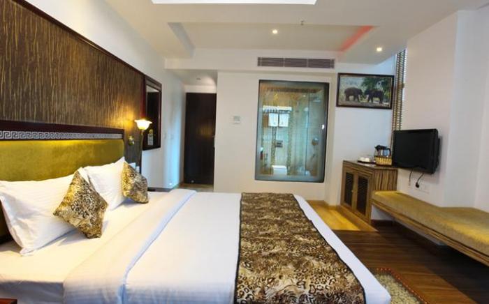 Hotel Tigers Roare