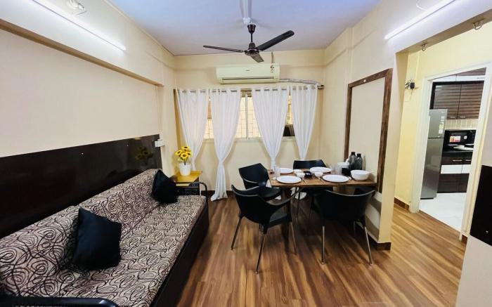 La Woodland 2BHK Service Apartment