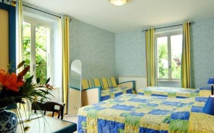 Logis Hotel Des Voyageurs Restaurant La Bonne Tabl'Hay