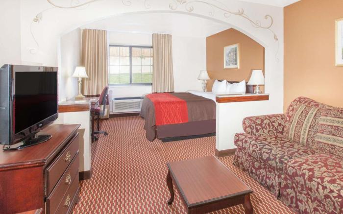 Quality Inn & Suites Oklahoma City North