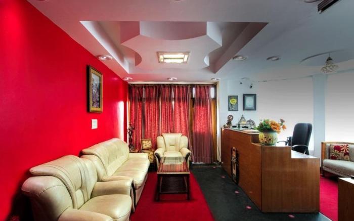 Hotel Lake Inn - A Luxury Lake View Hotel