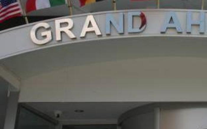 Grand Ahos Hotel