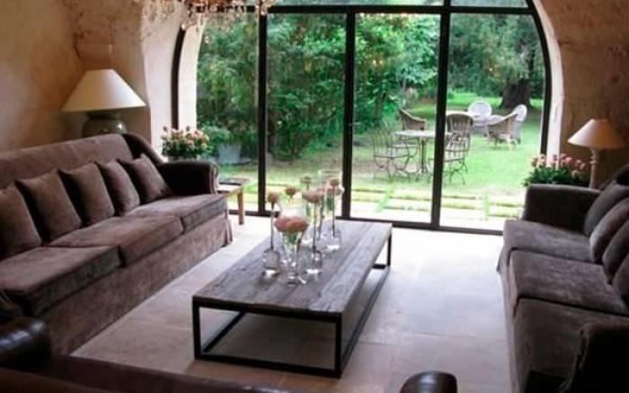 Le Galinier, Lourmarin, an authentic Beaumier Guesthouse