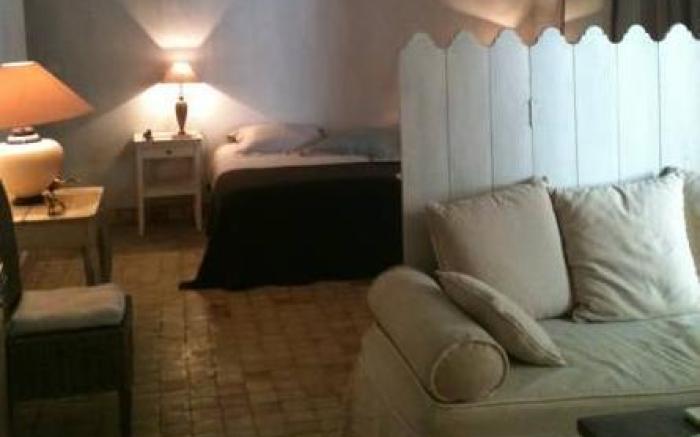 Le Galinier, Lourmarin, an authentic Beaumier Guesthouse