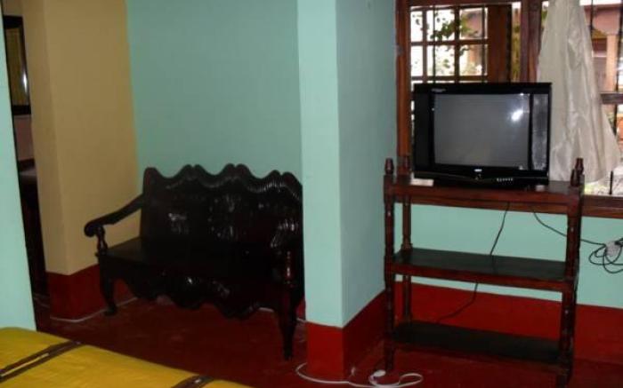 Dionisio Inn