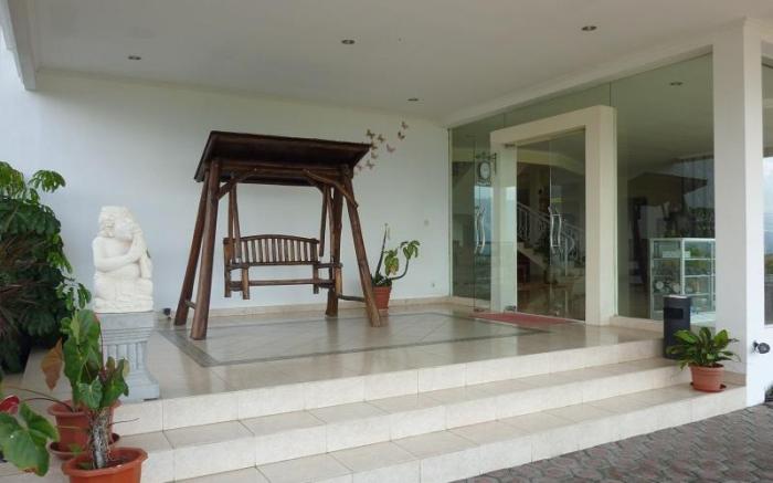 Villa Venety's Lembang by BWB