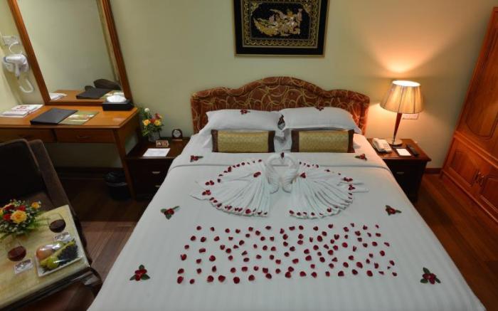 Grand Palace Hotel
