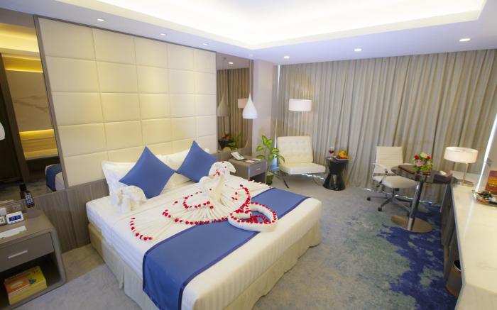 Grand Palace Hotel