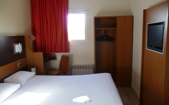 Hotel F1 Maurepas