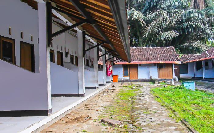 Hotel O Sukandi Homestay Near The Semeton Homestay