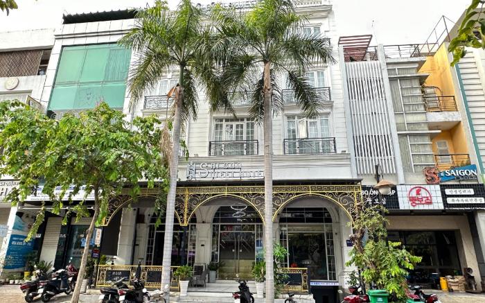 Capital O 1177 Saigon Sweet Hotel