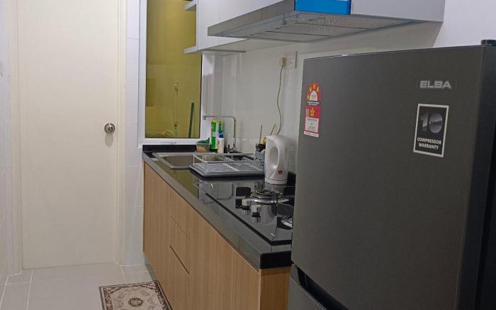 Sri Indah Pool Condostay