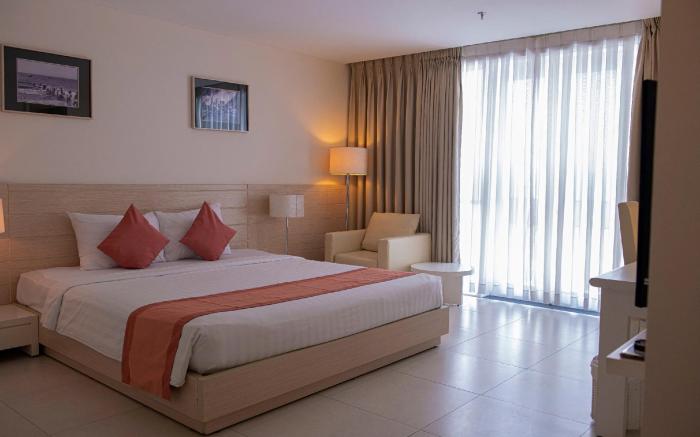 Nhi Phi Hotel Nha Trang