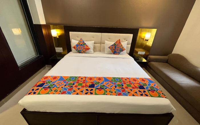 Hotel Sahib’s Lighthouse -Family & Corporate hotel