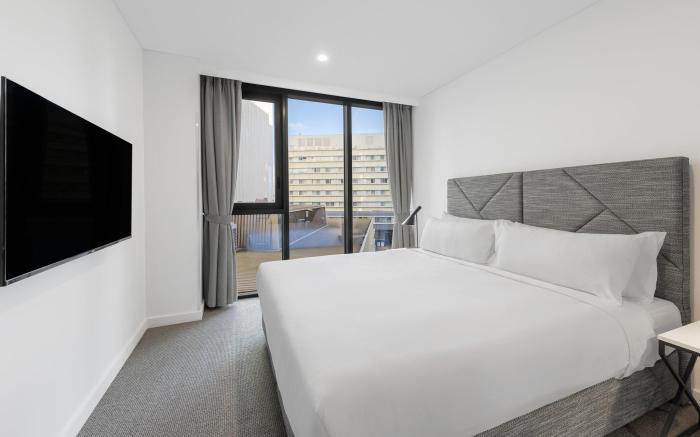 Meriton Suites Allara Street Canberra