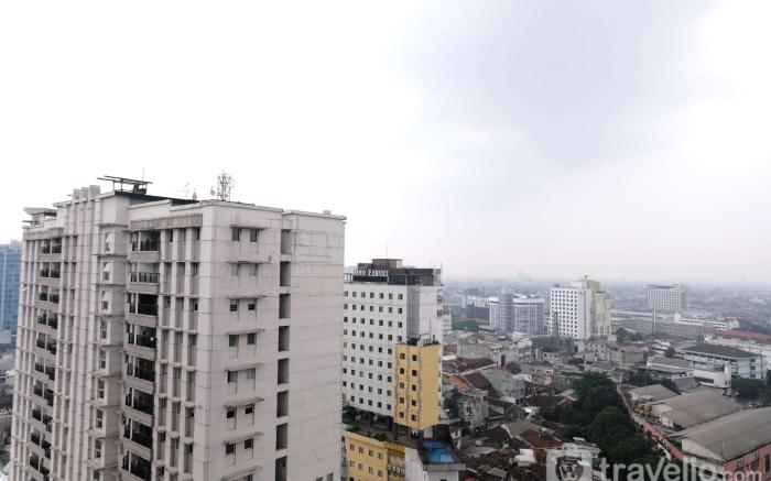 Homey & Spacious 3BR @ Braga City Walk By Travelio
