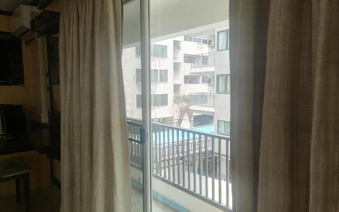 Khunpim's​  room close​ to​ Nimmanhaemin Rd 