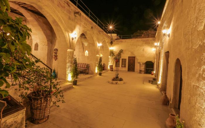 Harkasos Cave Hotel