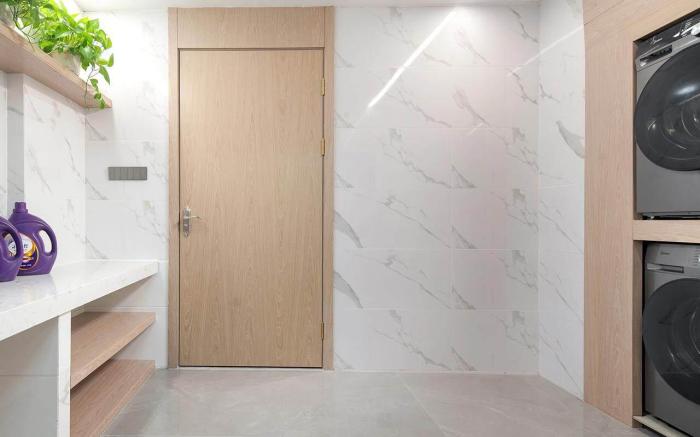 Kyriad Marvelous Hotel Guigang Wuyue Plaza High-speed Railway Station