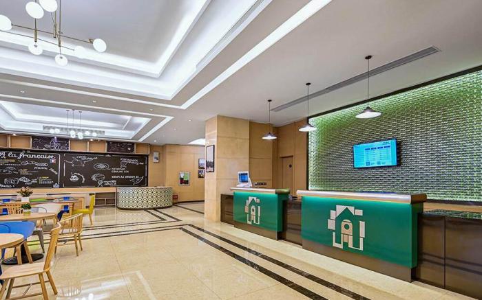Campanile Hotel Shenzhen North Station Dalang Business Center