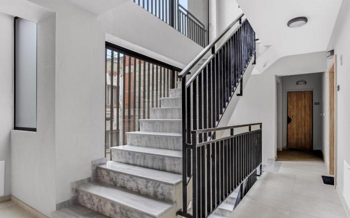 Sanders Old Port - Humble 1-Bdr Apt w Balcony
