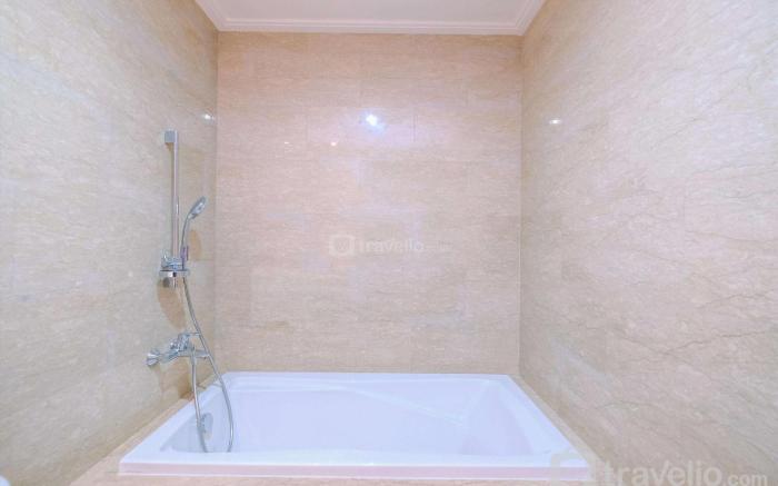 Modern Look 2BR at Menteng Park By Travelio