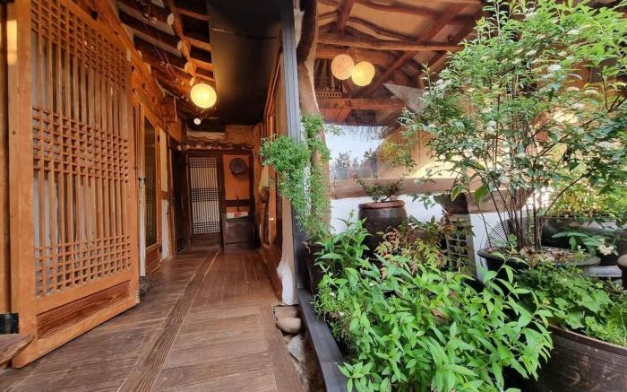 Lee Taek-gu Sarangchae Private Pension