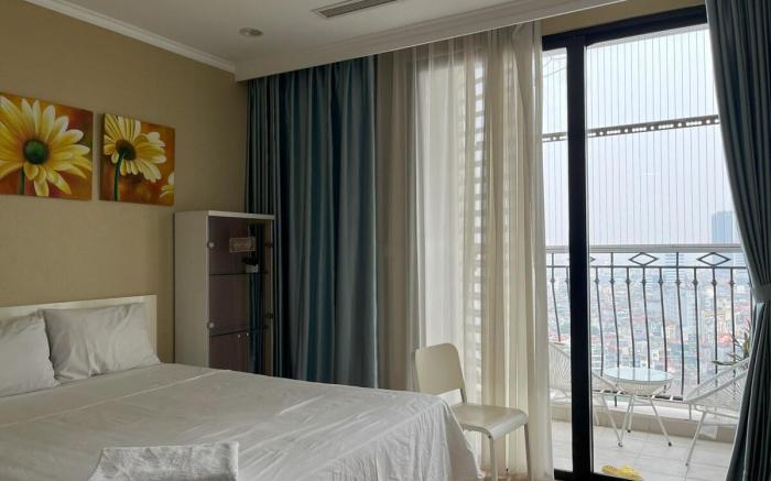 Mai-homestay 1 Bed Royal City.