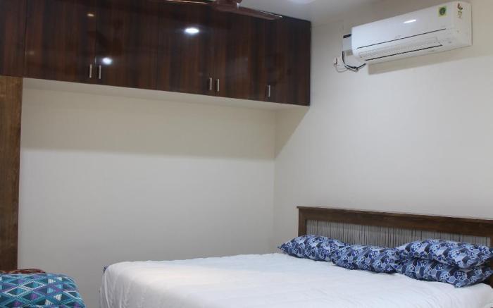 BANANA GUEST HOUSE