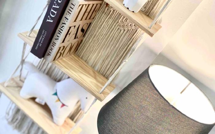 Top floor* Boho 3BR Suite by Happy Living