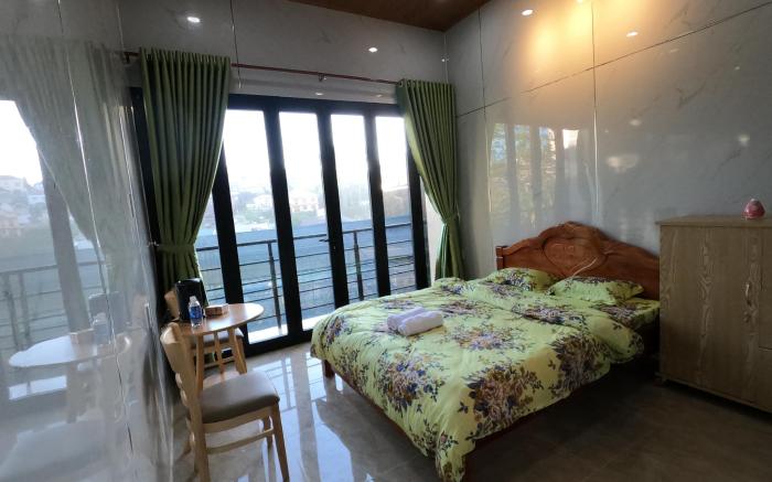 Queen room 2