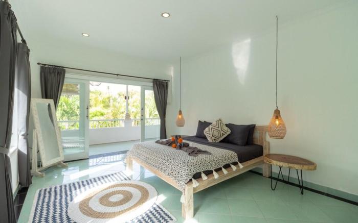 Rustic Tropical Villa - Serene 2Br Holiday Home
