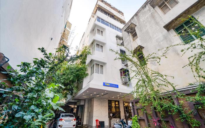 FabHotel Royale Basant Residency - Gandhinagar
