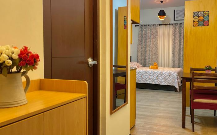 Rafaella’s Sunset Room by JCM