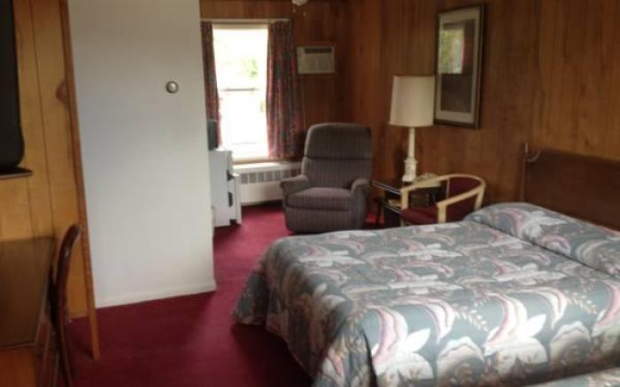 Northern Peaks Motor Inn