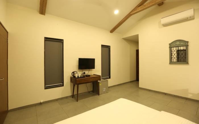 Deccan Winds Resort