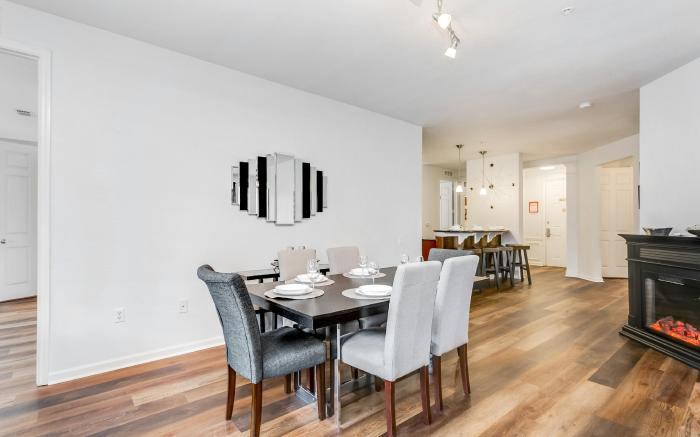 Newly Renovated 1st-Floor Condo at Vista Cay!