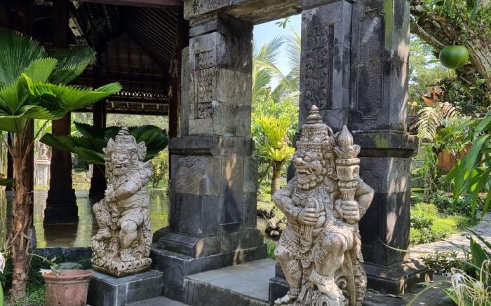 Joglo Puluhwatu-Sriwijaya 1