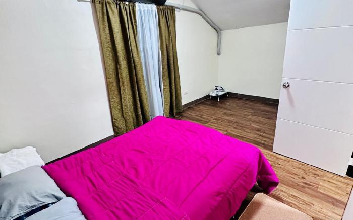 New renovated 3 Bedroom House near Malls & Airport