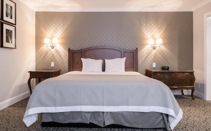 Woodcrest Hotel Cupertino