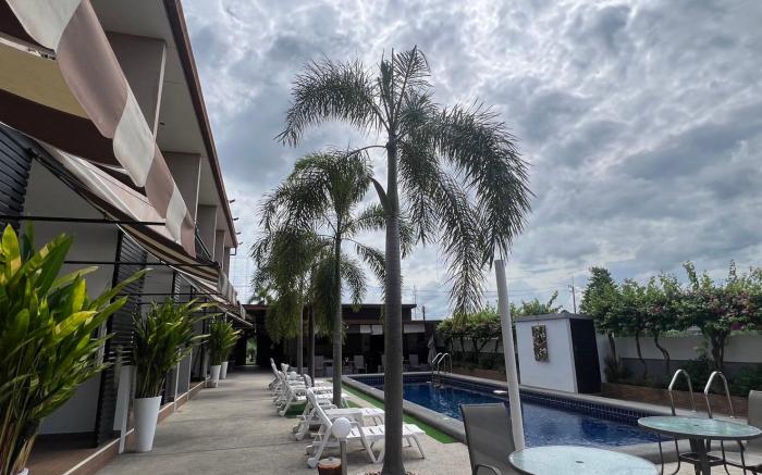 4 Palms Resort Bang Saray