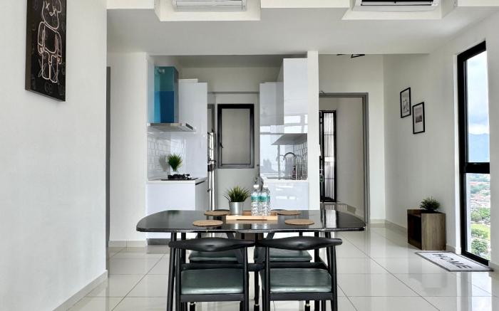 Beacon - Skypool Executive 2BR2Bath Suite #6pax 