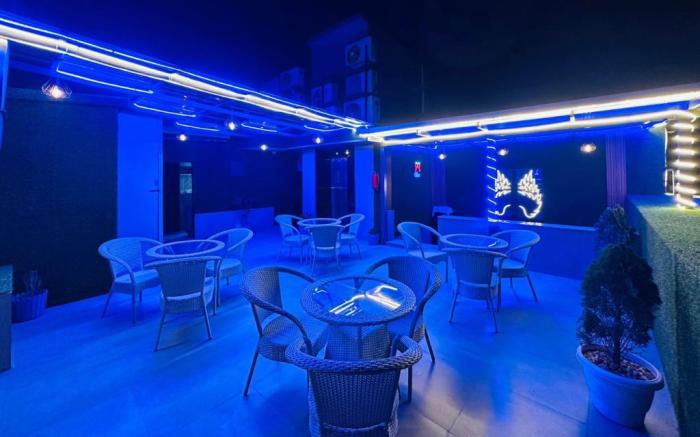Hotel Blue Orchid