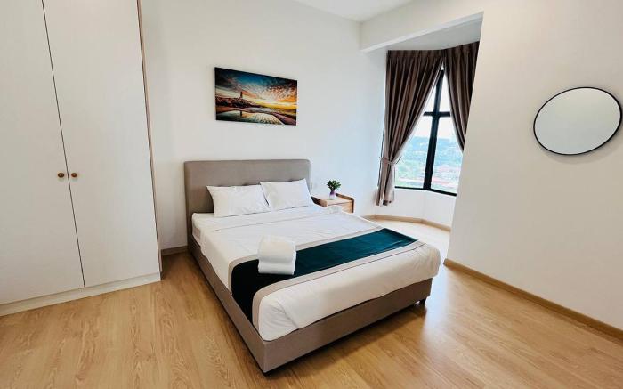 Melaka 2 Bedroom 180° Seaview ApartHotel  G0816