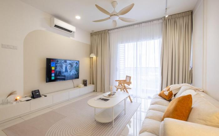 Insta-grammable Paraiso PavilionBukitJalil7pax