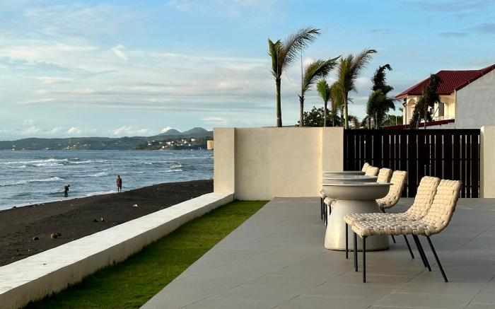 Tana Resorts Inc.