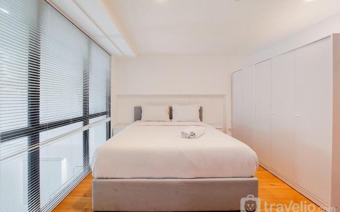 Elegant 3BR Loft at Kingland Avenue By Travelio