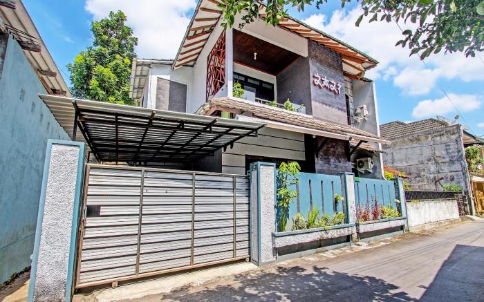 OYO Life 92575 Zazi Homestay