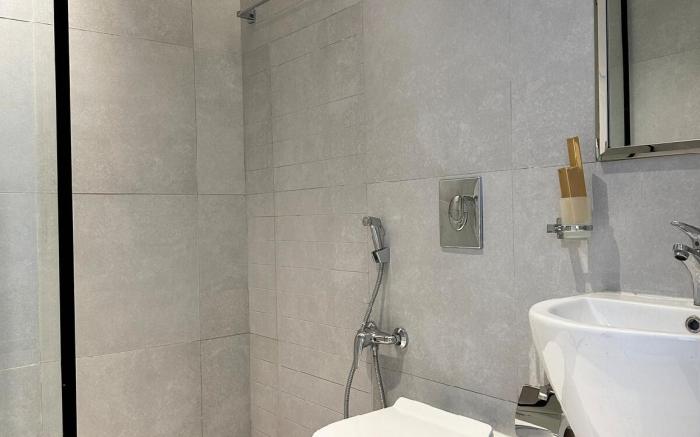 Kease Hittin B-2 Latest Development Terrace GZ85